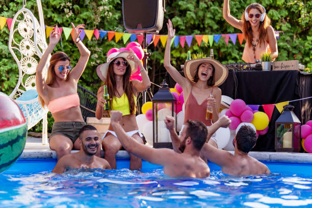 The Ultimate End-of-Summer Pool Party-Featured image
